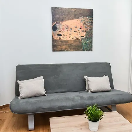 Warm At Exarchia 1 Bed 2 Pers *
